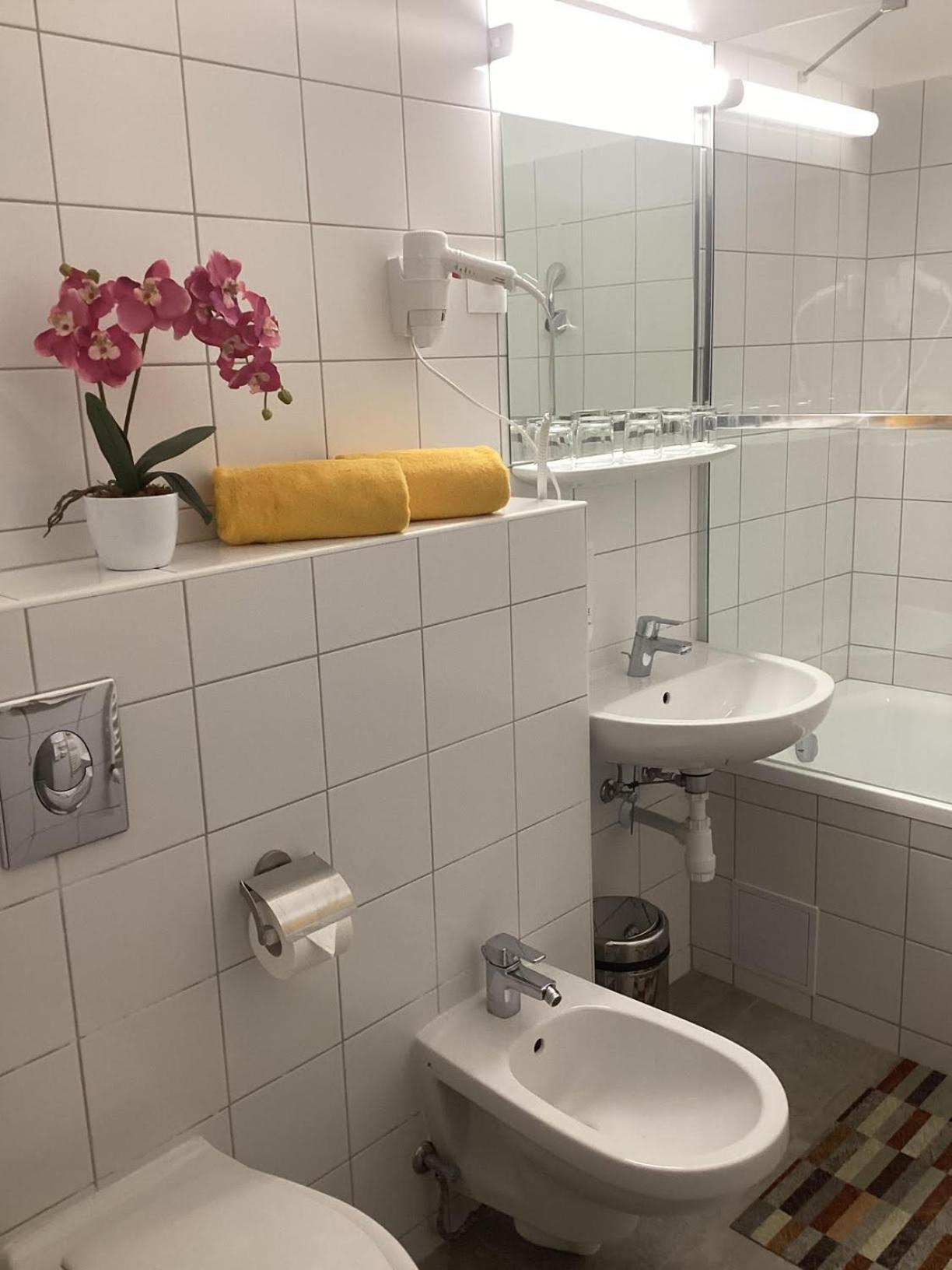 Svajci Lak Panzio Bed & Breakfast นีเรกฮาซา ภายนอก รูปภาพ